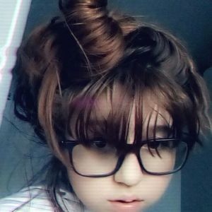 Meet your Posher, Helen